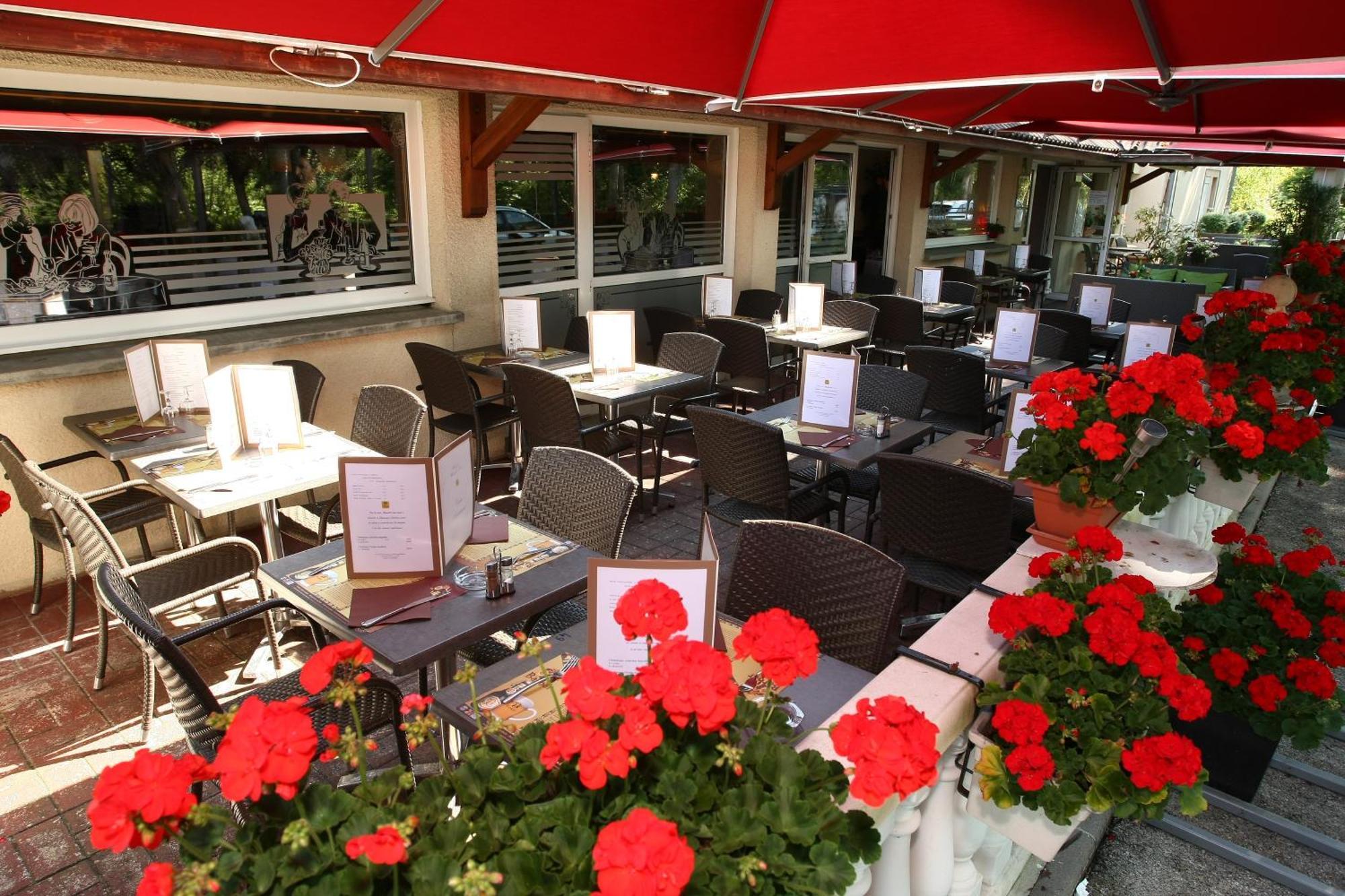 Hotel Logis Bagatelle - 51530 Dizy Exterior foto